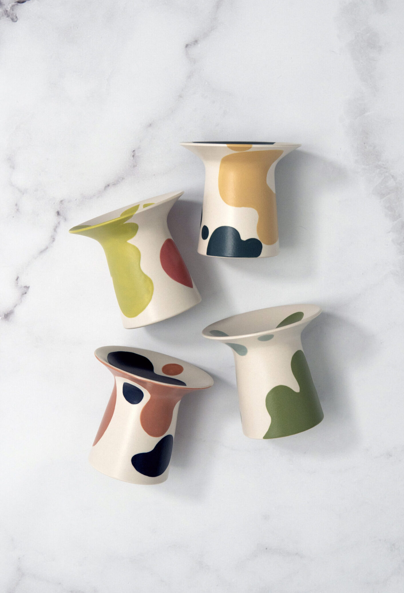 Urban Feline Raised Cat Plates