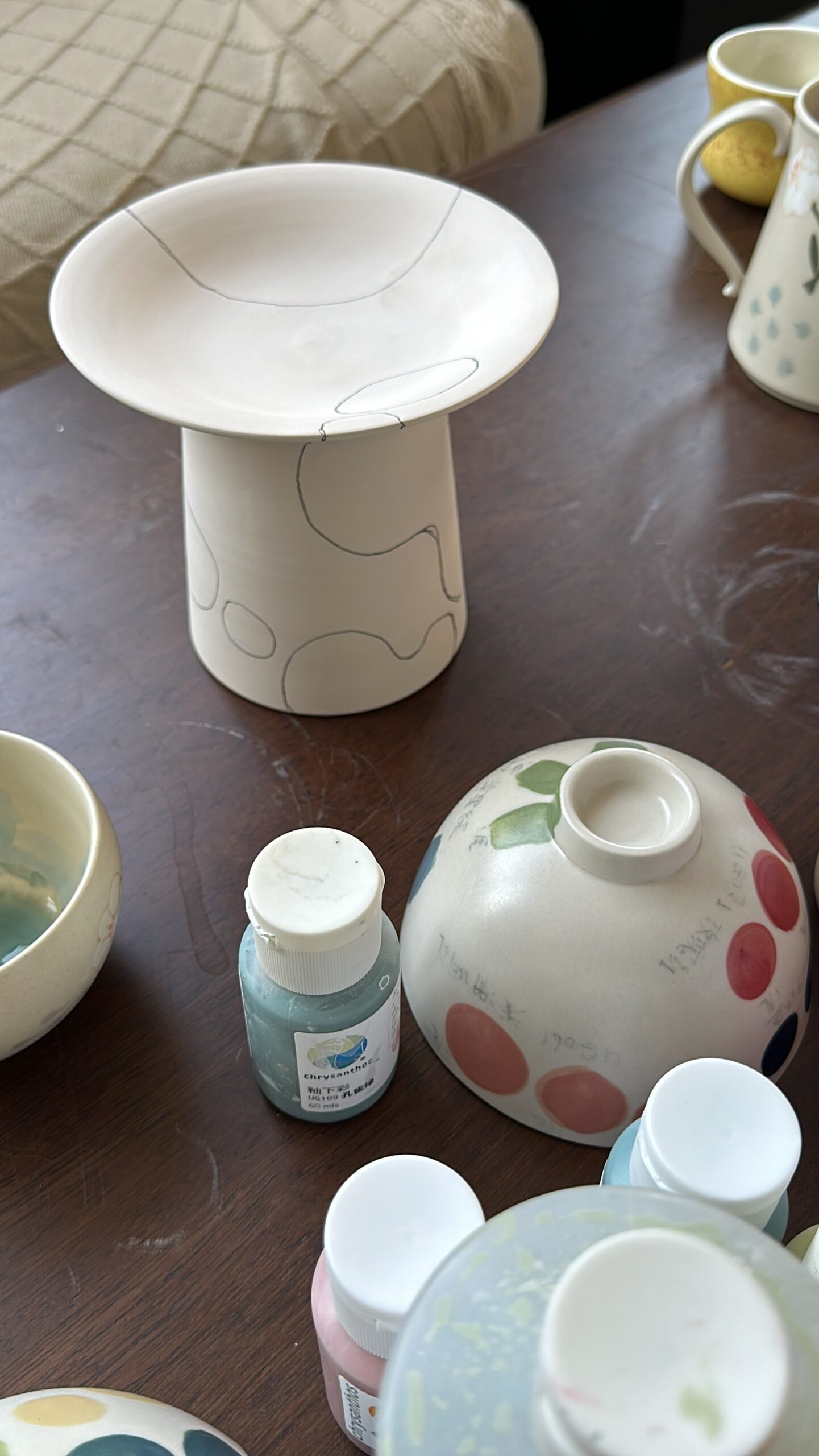 poppy-pepper-cat-plate-Painting-colours